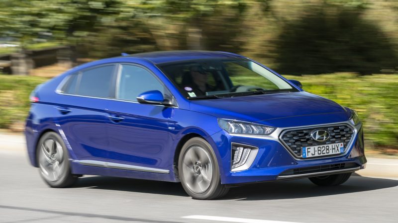 Hyundai Ioniq 1.6 GDI PHEV Premium Design Pohľad zpredu