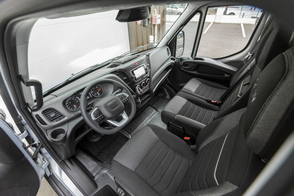 Iveco Daily 35S15V 3520 H2 2.3 Innere