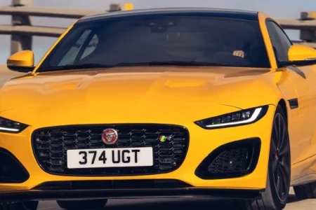 Náhľad Jaguar F-type Convertible P450 AWD R-Dynamic Pohľad zpredu