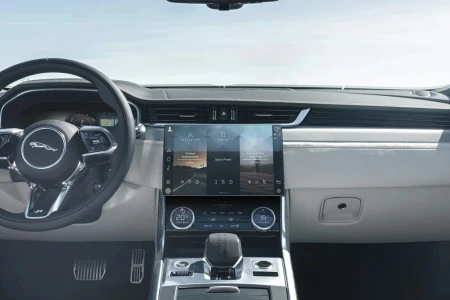 Náhled Jaguar XF D200 Dynamic HSE Interiér