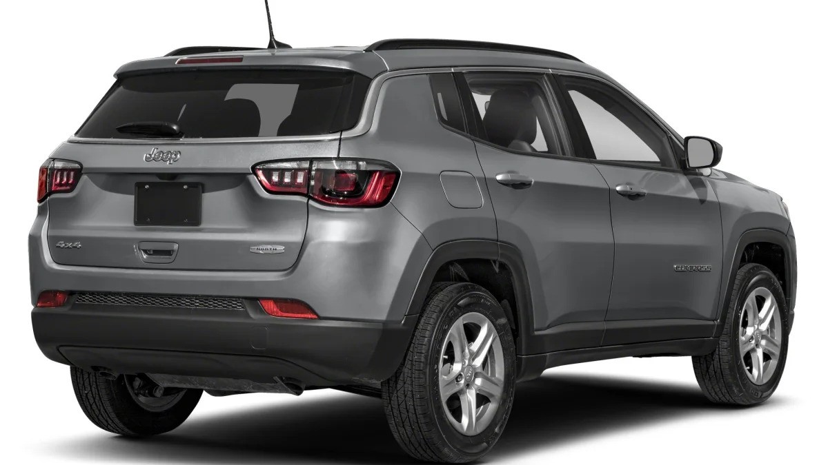 Jeep Compass 1.3T 130 Sport Rückansicht