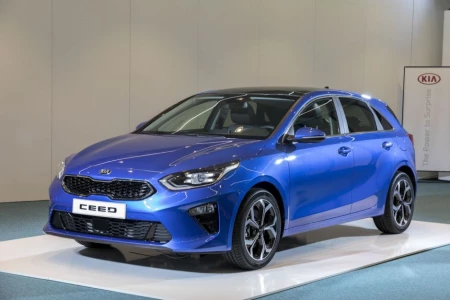 Náhľad Kia Ceed 1.0 T-GDi GT-Line Edition Pohľad zpredu
