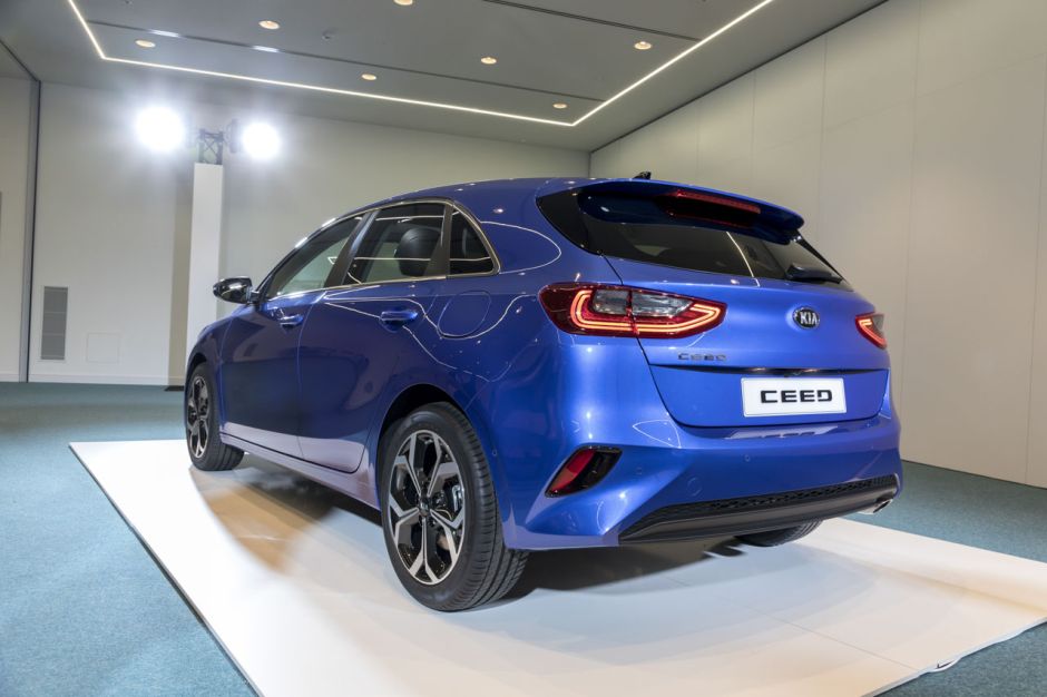 Kia Ceed 1.0 T-GDi GT-Line Edition Pohľad zozadu