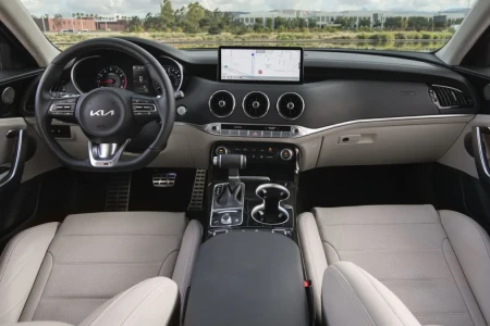 Thumbnail of Kia Stinger 3.3 Twin-Turbo V6 AWD GT Interior