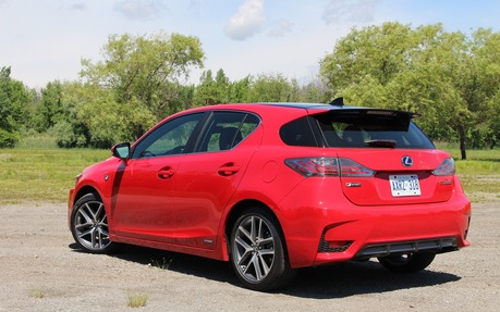 Lexus CT 200h Hybrid Ultimate Edition Zadní pohled
