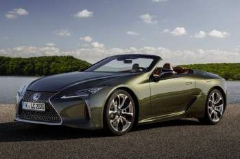 Lexus LC 500 Convertible Pohľad zpredu