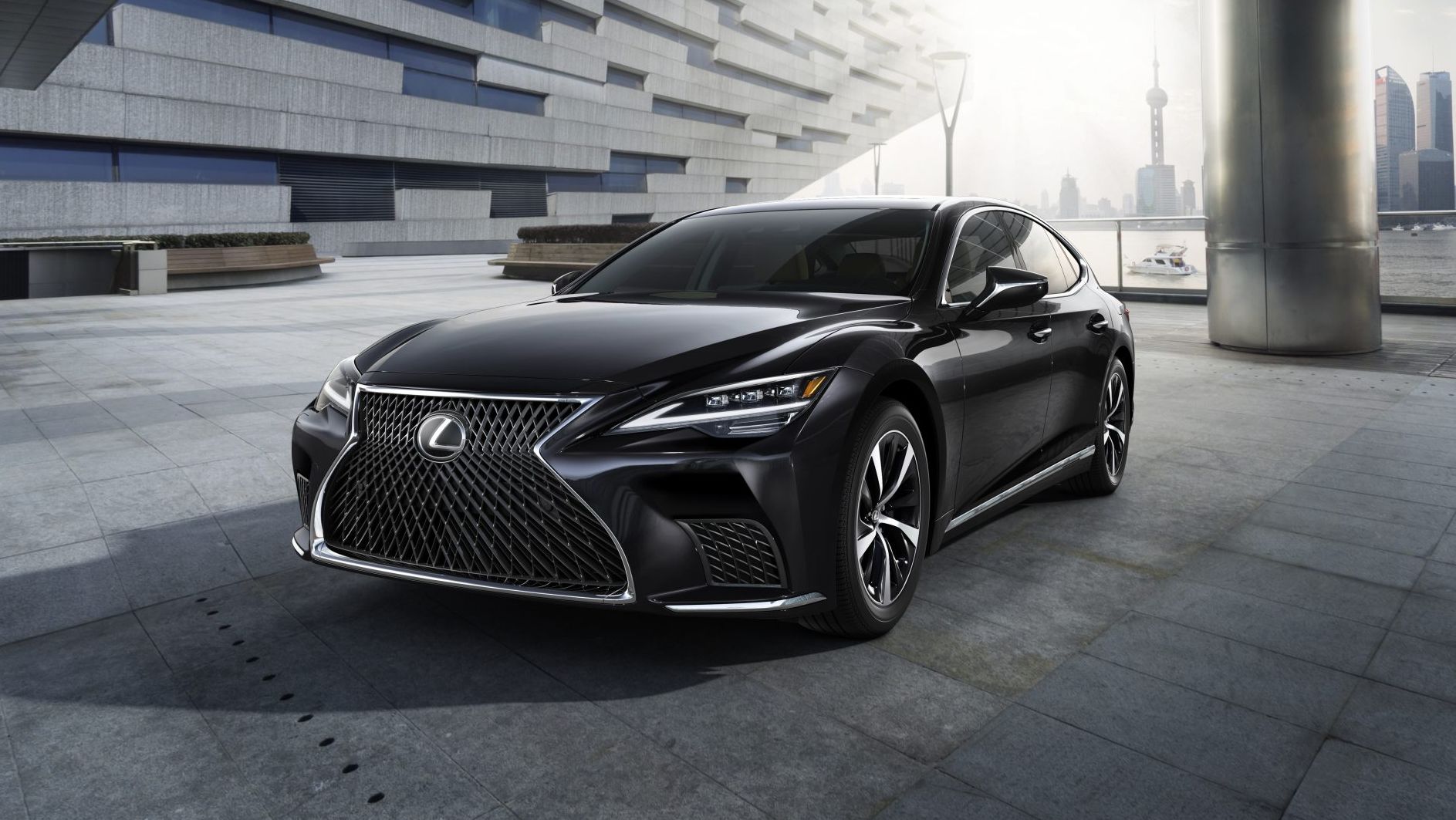Lexus LS 500h Executive Line Pohľad zpredu