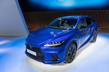 Thumbnail of Lexus RX 450hL Luxury Line Front view