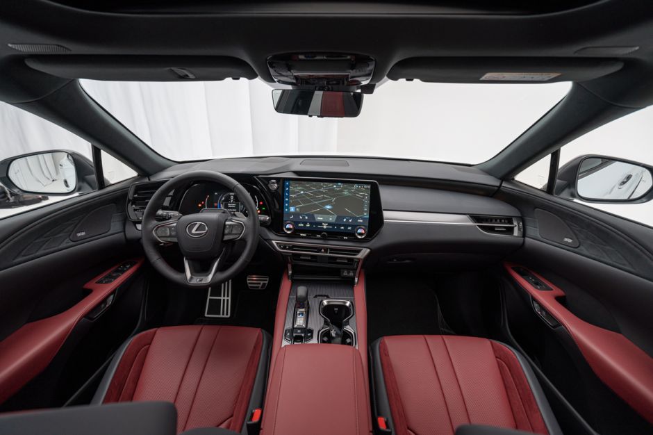 Lexus RX 450hL Luxury Line Interior