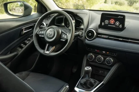 Náhľad Mazda 2 SkyActiv-G 90 Style Selected Interiér