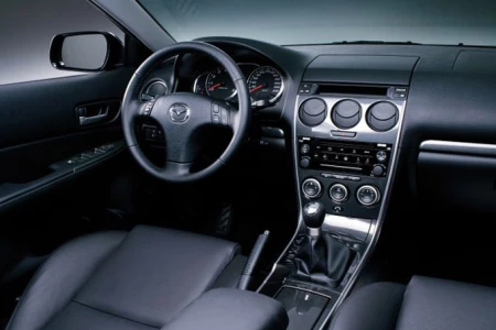 Náhled Mazda 6 SportBreak SkyActiv-G 2.0 145 Interiér