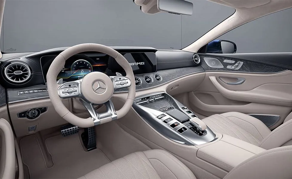 Mercedes-Benz AMG GT 53 4MATIC+ Interiér