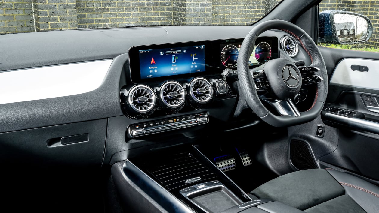 Mercedes-Benz B 250 E Interior