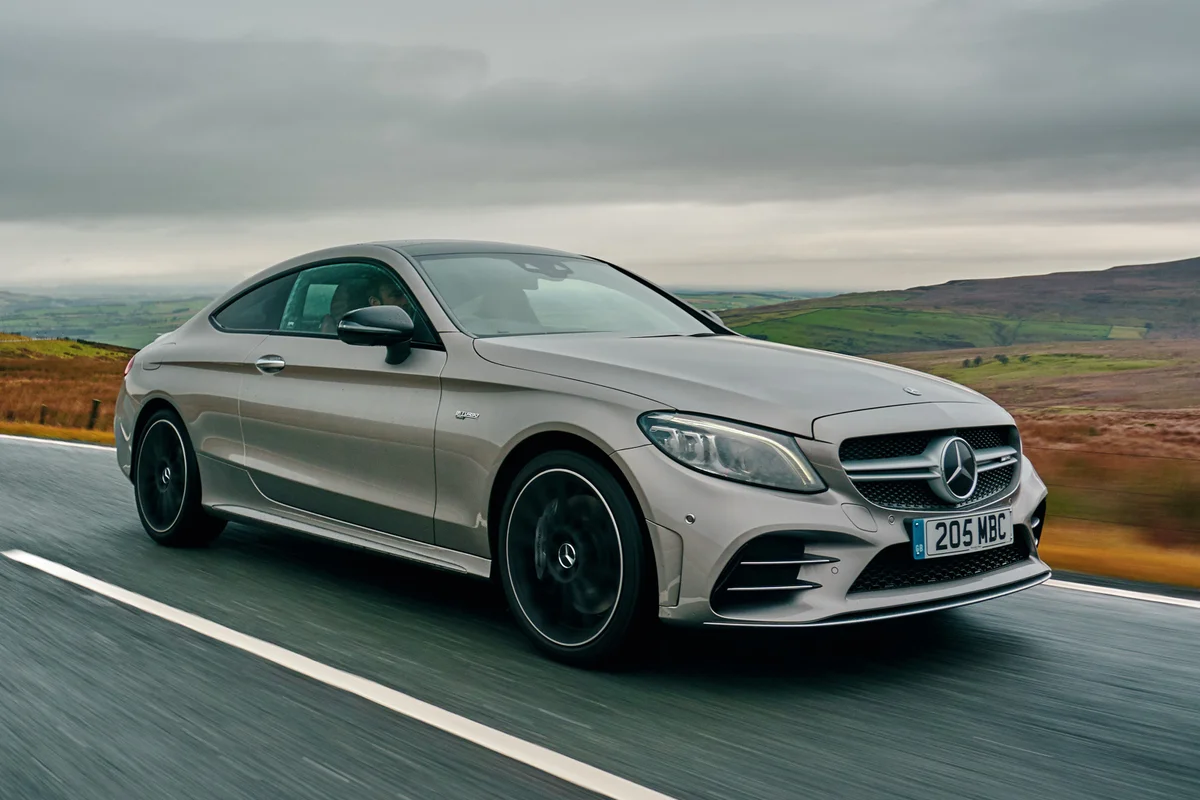 Mercedes-Benz C 63 AMG S Coupe Čelní pohled