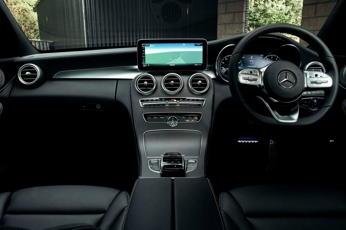 Mercedes-Benz C 300 De Business Solution Luxury Interiér