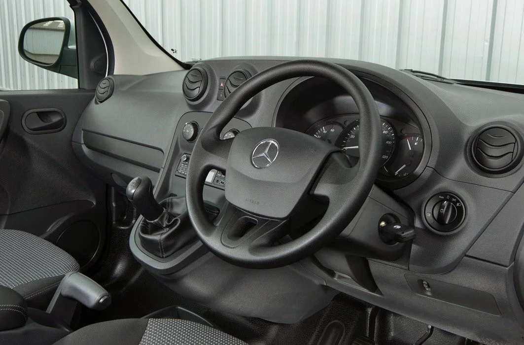 Mercedes-Benz Citan LWB 108 CDI Interiér