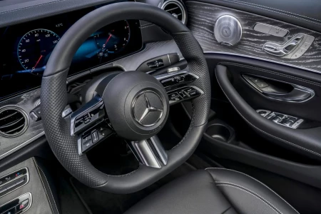 Thumbnail of Mercedes-Benz E 200 Business Solution Interior