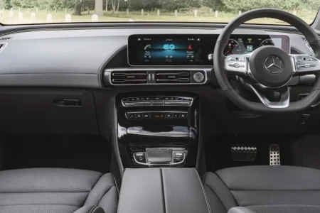 Miniaturansicht von Mercedes-Benz EQC 400 4MATIC Business Solution Innere