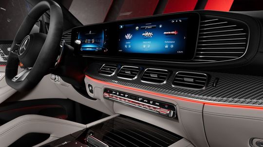 Mercedes-Benz GLE 350 E 4MATIC Interiér