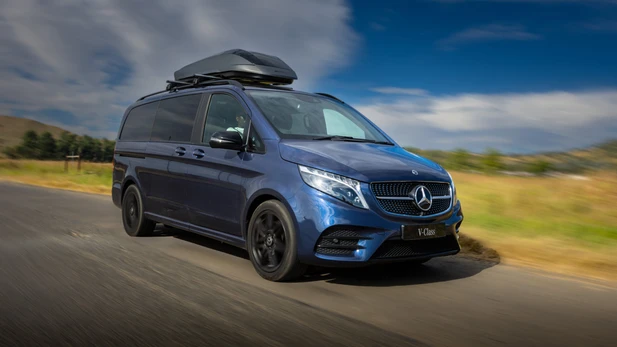 Mercedes-Benz V 300 D 4MATIC Extra Lang Edition Vorderansicht