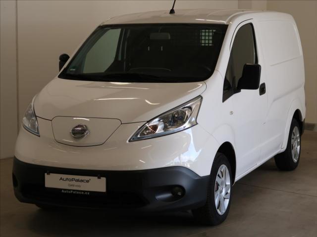 Nissan E-NV200 40 KWh Optima Čelní pohled