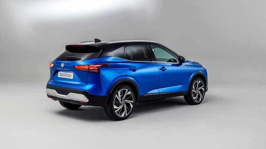 Nissan Qashqai DIG-T 140 Design Edition Rear view