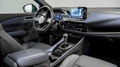 Nissan Qashqai DIG-T 140 Design Edition Interior