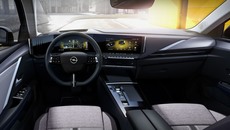 Opel Astra 1.2 Turbo 145hp Business Elegance Interior
