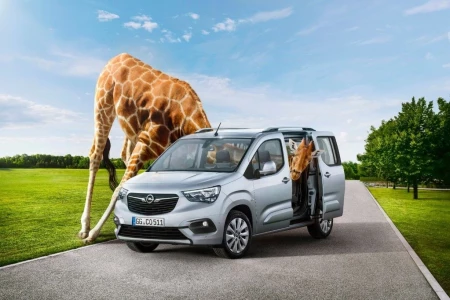 Miniaturansicht von Opel Combo L1H1 1.5 Diesel 102hp Selection Vorderansicht