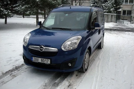 Náhľad Opel Combo Tour L1H1 1.2 Turbo 130hp Edition Pohľad zpredu