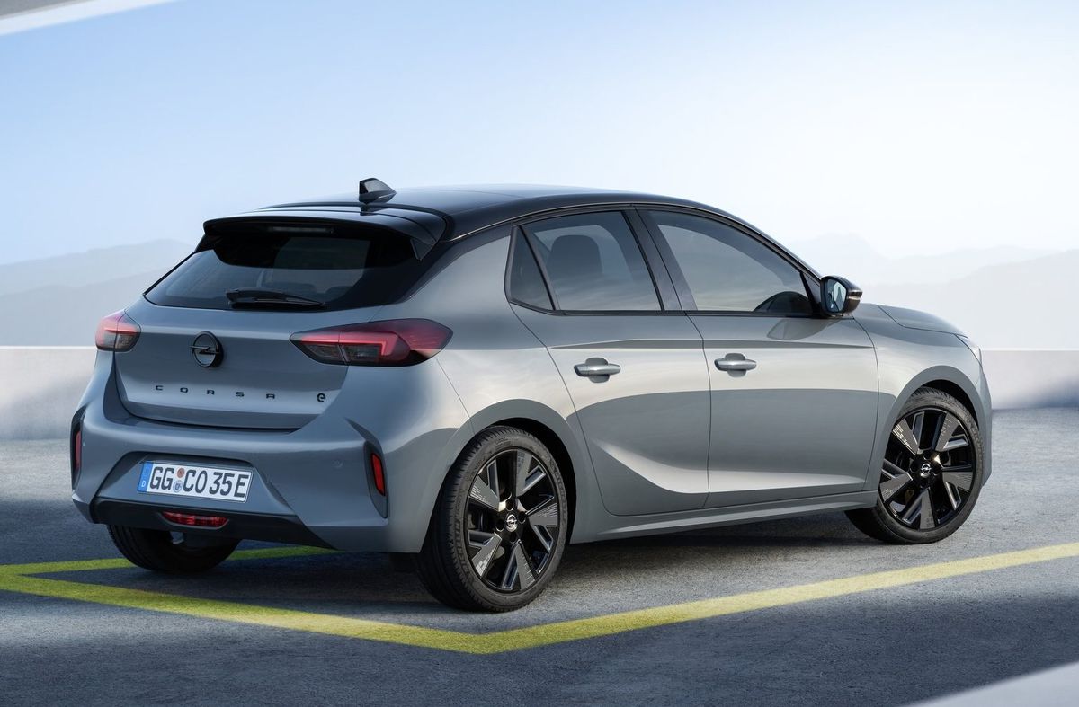 Opel Corsa 1.2 Turbo 130hp Ultimate Zadní pohled