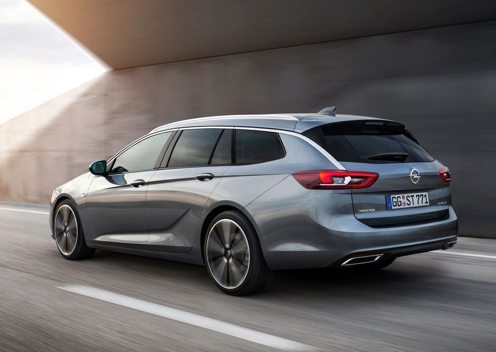 Opel Insignia Sports Tourer 1.5 CDTI 122hp Edition Zadní pohled