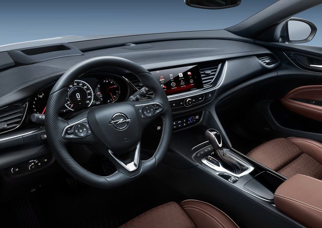 Opel Insignia Sports Tourer 1.5 CDTI 122hp Edition Interiér