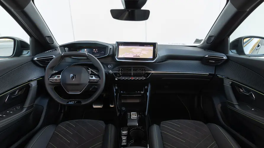 Peugeot 2008 Allure 1.2 PureTech 130 Innere