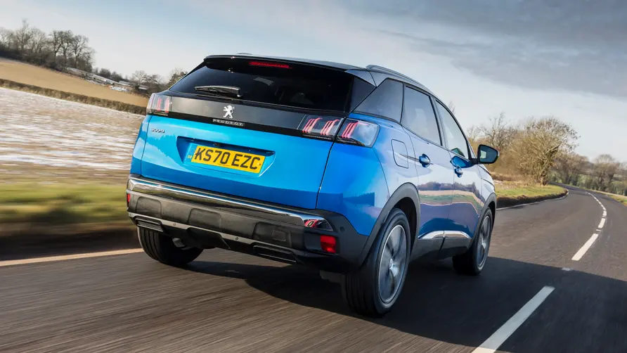Peugeot 3008 Active Pack 1.2 PureTech 130 Zadní pohled