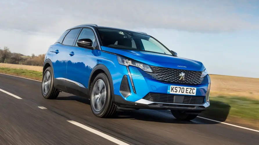 Peugeot 3008 Active Pack 1.2 PureTech 130 Čelní pohled