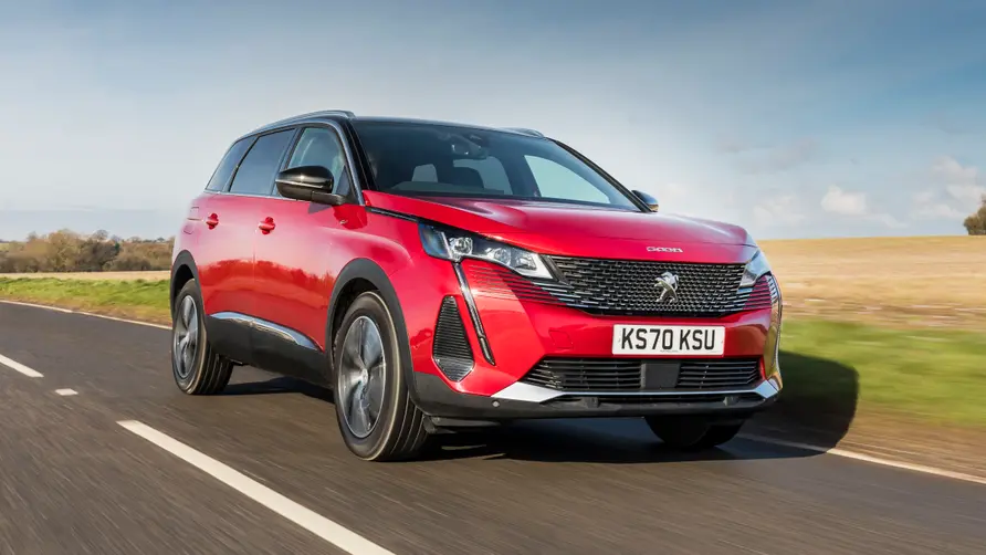 Peugeot 5008 GT 1.2 PureTech 130 Front view
