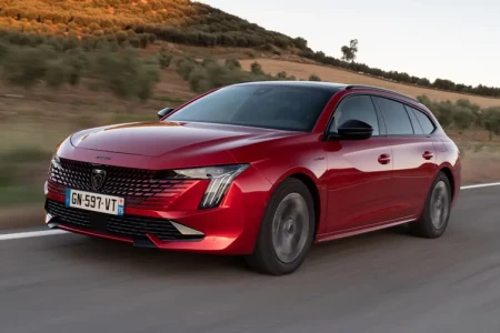 Thumbnail of Peugeot 508 SW Active PureTech 130 Front view