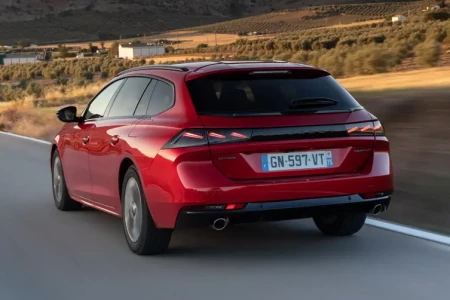 Thumbnail of Peugeot 508 SW Active PureTech 130 Rear view