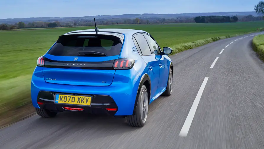 Peugeot E-208 Active EV 50kWh 136 Zadní pohled