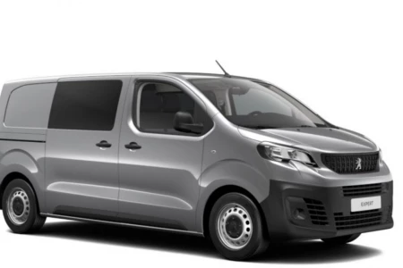 Náhled Peugeot Expert 231C Pro 2.0 BlueHDi 120 Čelní pohled