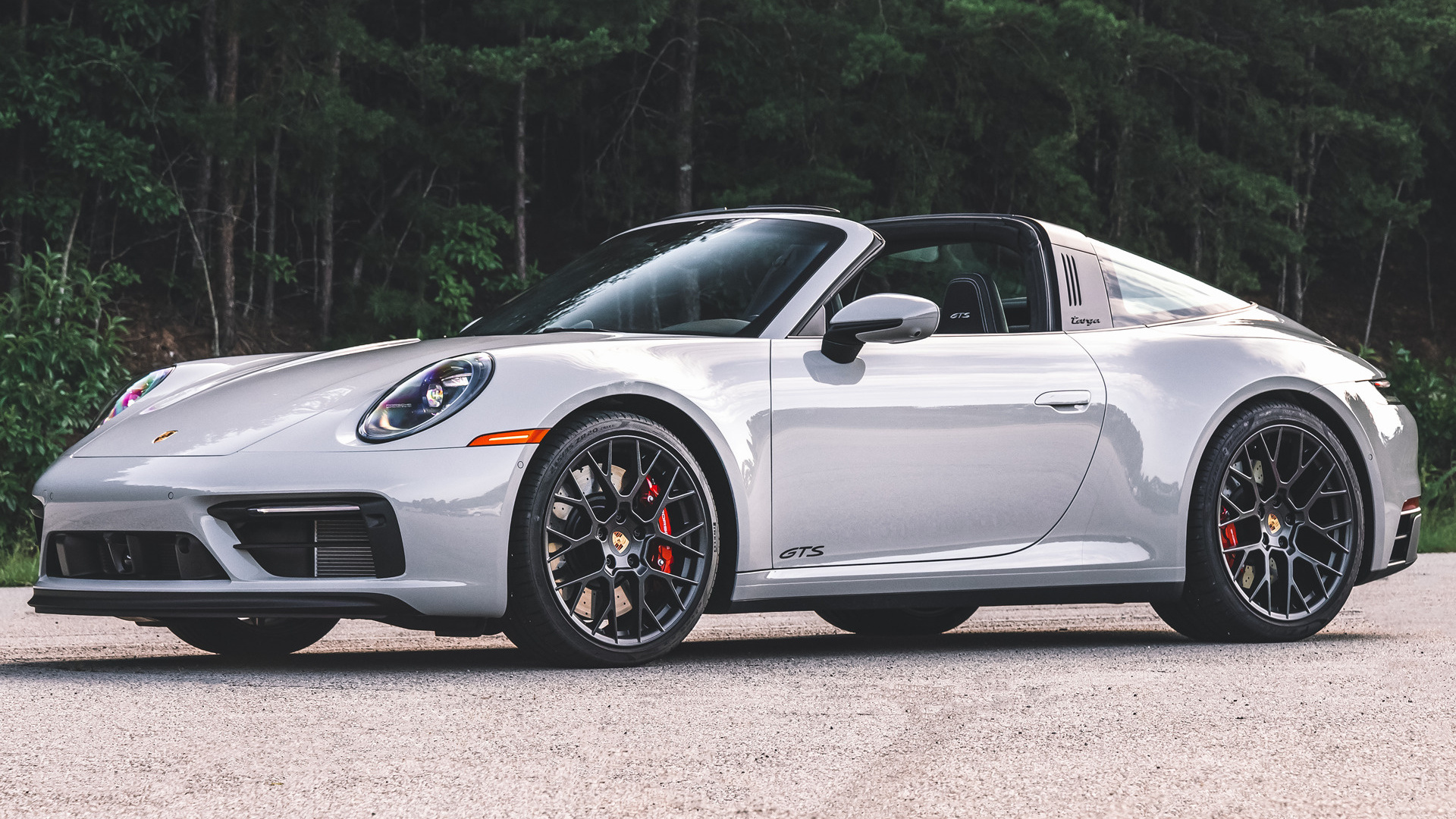 Porsche 911 Targa 4S Heritage Edition Čelní pohled