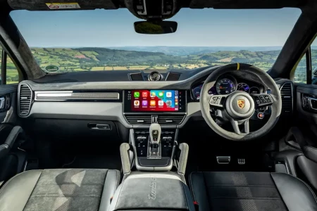 Miniaturansicht von Porsche Cayenne GTS Coupe Innere