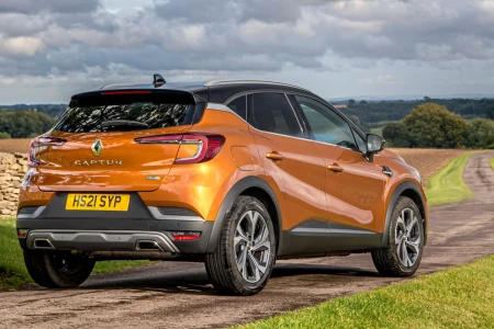 Thumbnail of Renault Captur TCe 90 Intens Rear view