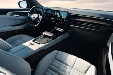 Náhľad Renault Espace TCe 225 Initiale Paris 7P Interiér