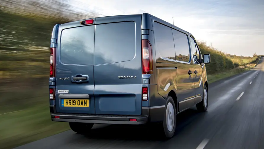 Renault Trafic L1H1 DCi 120 Generique Rear view