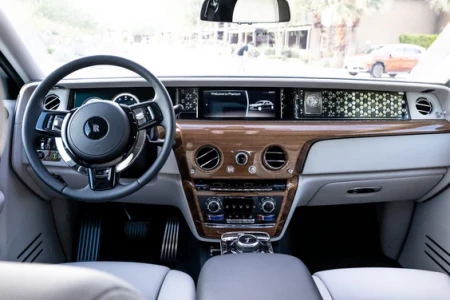 Náhľad Rolls-Royce Phantom EWB Interiér