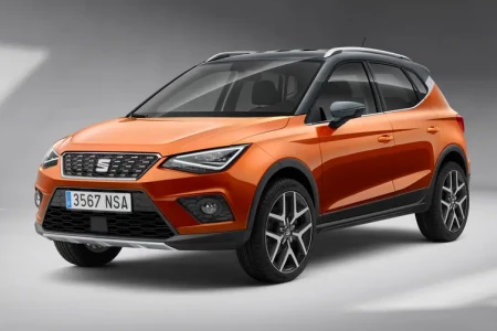 Náhled Seat Arona 1.0 TSI 110hp Style Business Intense Plus Čelní pohled