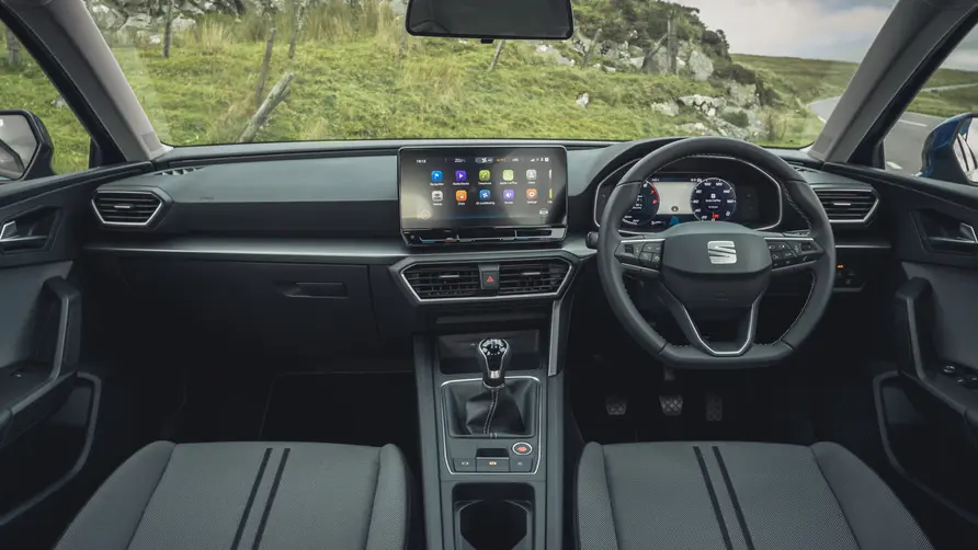 Seat Leon 1.0 TSI 110hp Style Launch Edition Interior