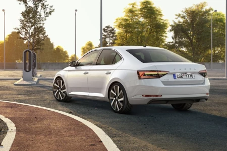 Thumbnail of Skoda Superb 1.4 TSI PHEV Business Edition Plus Rear view